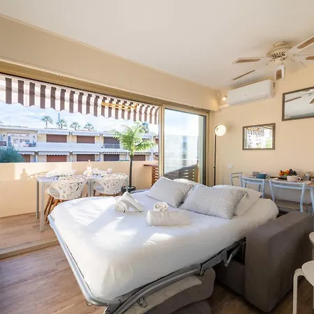 Apartament 1-br Near The And The Croisette Palm Cannes