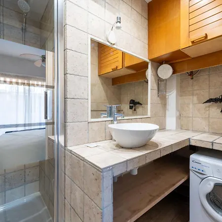 1-br Near The And The Croisette Palm Cannes